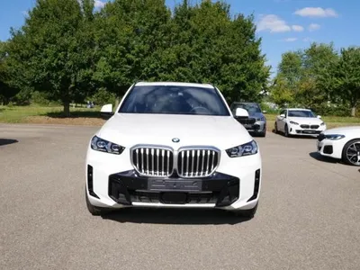 BMW BMW X5 xDrive40d M Sport HUD Gestik Adap LED 21" PDC im Auto Abo von LeasingMarkt.de