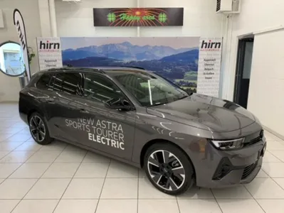 Opel OPEL Astra 54kWh Swiss + im Auto Abo von CARIFY