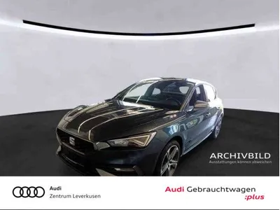 Seat Seat Leon FR Plus DSG VIRT CARPLAY ACC NAVI PDC SHZ im Leasing von Null-Leasing