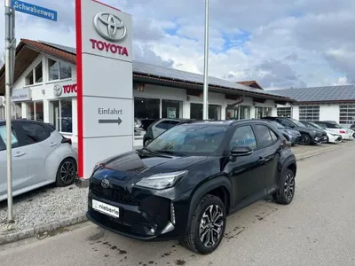Toyota Toyota Yaris Cross 1,5-l Hybrid Teamplayer *Safety- & Winterpaket* im Auto Abo von LeasingMarkt.de