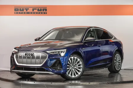 Audi AUDI e-tron 55 Sportback S Line quattro im Auto Abo von CARIFY