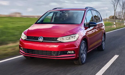 VW VW TOURAN Highline Benziner | Automatik im Auto Abo von Athletic Sport Sponsoring