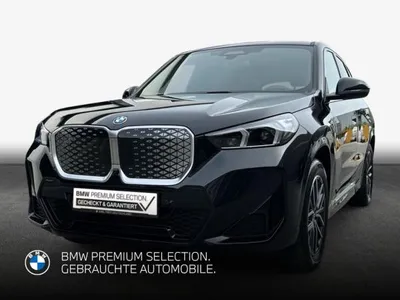BMW BMW iX1 xDrive30 M-Paket AHK LED HeadUp Harman Kardon im Leasing von LeasingMarkt.de