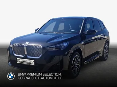 BMW BMW iX1 xDrive30 M-Paket AHK LED H&K HeadUp im Leasing von LeasingMarkt.de