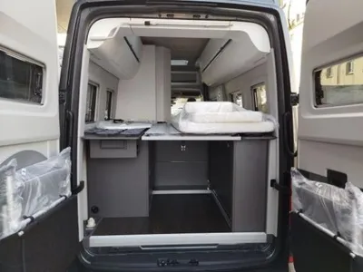VW Volkswagen Crafter Grand California 680 im Auto Abo von LeasingMarkt.de