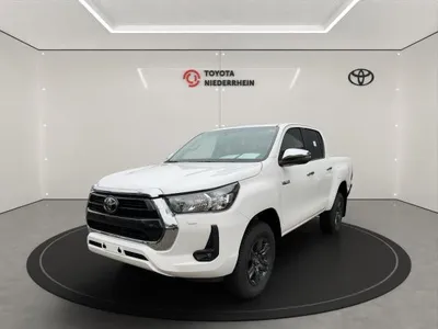 Toyota Toyota Hilux D/C Comfort AT 4x4 RFK+PDC+CARPLAY im Auto Abo von LeasingMarkt.de