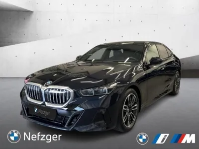 BMW BMW 520 d Limousine M Sport HUD RFK LHZ ACC 4 Zonen im Auto Abo von LeasingMarkt.de