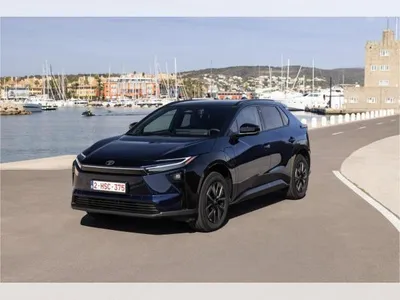 Toyota Toyota bZ4X Lagerwagen!⚡inkl. E-Auto Förderung!⚡4x2 Teamplayer 165 kW⚡ im Auto Abo von LeasingMarkt.de