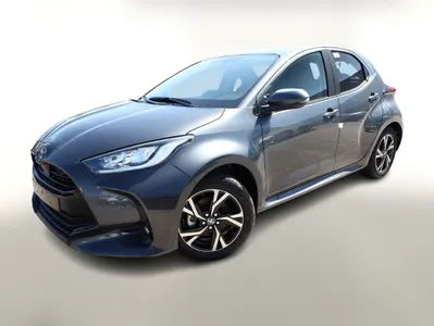 Toyota Yaris LED DigiC Privacy ACC Kam 16"LM CarPlay im Auto Abo von Autohaus Tabor