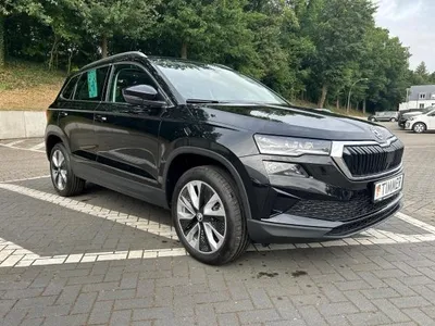 Skoda Skoda Karoq 1.5 TSI DSG Selection *PANORAMA*AHK*SOFORT* im Auto Abo von LeasingMarkt.de