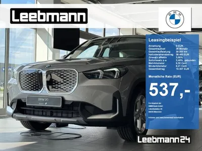 BMW BMW iX1 xDrive30 AHK/18-Zoll-LM/AdaptLED/RFK/KomfZug. im Auto Abo von LeasingMarkt.de