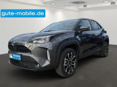 Toyota Toyota Yaris Cross 1,5l Hyb. 4x2 Team D im Auto Abo von Faaren