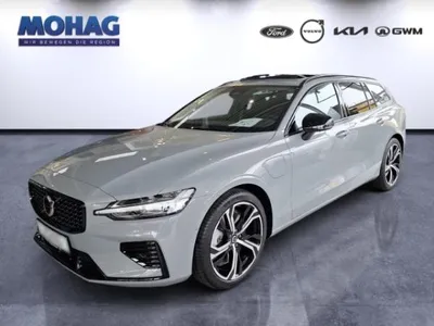 Volvo Volvo V60 Kombi Recharge Plug-In Hybrid AWD Plus Dark im Leasing von LeasingMarkt.de