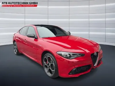 Alfa Romeo Alfa Romeo Giulia Veloce Q4, Leder, Schiebedach, PDC, Rückfahrkm. im Leasing von LeasingMarkt.de