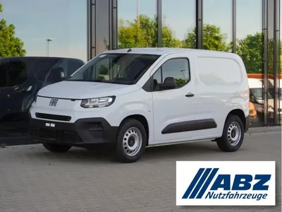 Fiat Fiat Doblo E-Doblo 3-Sitzer + Allwetterreifen + Kamera im Leasing von LeasingMarkt.de
