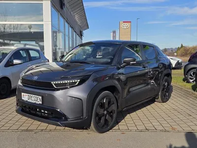 Toyota Toyota Urban Cruiser Teamplayer 128 kW 4x2⚡⚡Lagerwagen!⚡⚡ im Leasing von LeasingMarkt.de