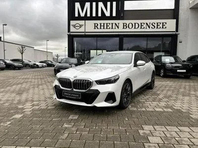 BMW BMW i5 eDrive40 Limo. MSPORT 0,25% / SEHR SCHNELL SEIN NUR BIS ZULASSUNG 23.12 / 26% SOFORT im Auto Abo von LeasingMarkt.de