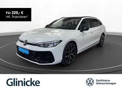 VW Volkswagen Passat Variant 2.0 TDI R-Line AHK Pano Head-Up LM 19" im Auto Abo von LeasingMarkt.de