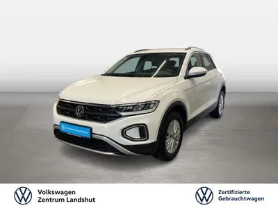 VW Volkswagen T-Roc Life 1.0 TSI 2xKlima KlimaA LED LM Navi im Auto Abo von LeasingMarkt.de