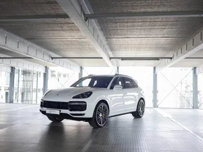 Porsche Porsche Cayenne Turbo S E-Hybrid *Pano, HA-Lenkung, Head-Up, 360 Kam, Softclose im Leasing von LeasingMarkt.de