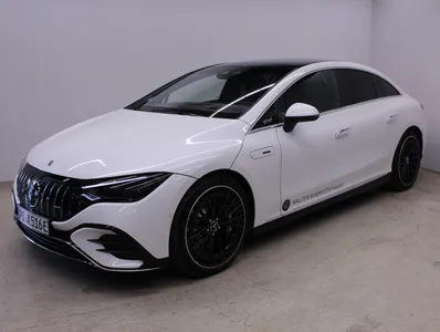 Mercedes Mercedes EQE 43 AMG Fahrassistent Burmester HeadUp im Auto Abo von GetYourDrive