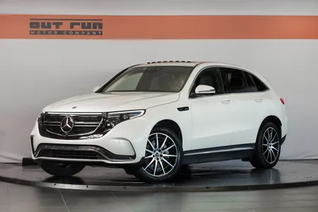 Mercedes MERCEDES-BENZ EQC 400 AMG Line 4Matic im Auto Abo von CARIFY