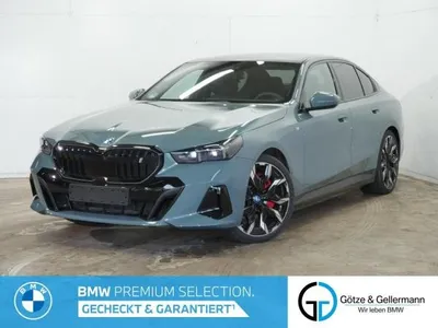 BMW BMW i5 xDrive40 M Sport PRO Pano Autobahnassistent Stop&Go AHK im Auto Abo von LeasingMarkt.de