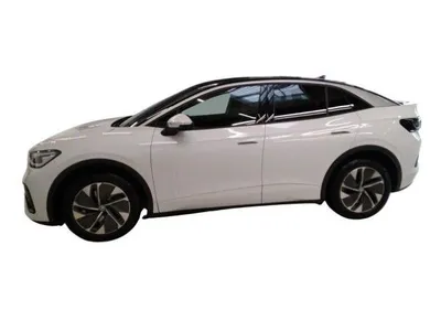 VW Volkswagen ID.5 Pure 125kW - Matrix-LED ACC Wärmepumpe MFL CCS Navi LM SHZ PDC DAB+ CarPlay im Leasing von LeasingMarkt.de