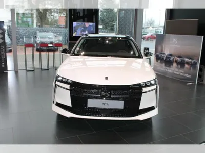 DS DS Automobiles N°4 ÉTOILE + Alcantara Automatik ***sofort verfügbar***B2C im Leasing von LeasingMarkt.de