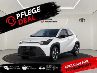 Toyota Toyota Aygo X 5-Türer Active + SITZHEIZUNG 1,5 l Hybrid PFLEGEDEAL im Leasing von LeasingMarkt.de