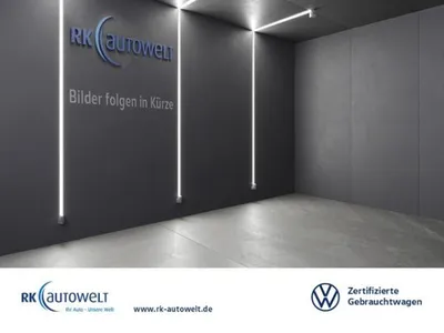 VW Volkswagen Golf VIII Move 1.5 TSI LED Navi Climatronic Sitzheizung im Auto Abo von LeasingMarkt.de