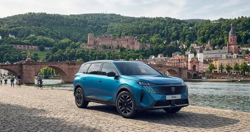 Peugeot Peugeot 5008 GT inkl. Winter Paket / Allwetterreifen im Leasing von Null-Leasing