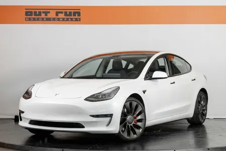 Tesla TESLA Model 3 Performance Dual Motor AWD im Auto Abo von CARIFY