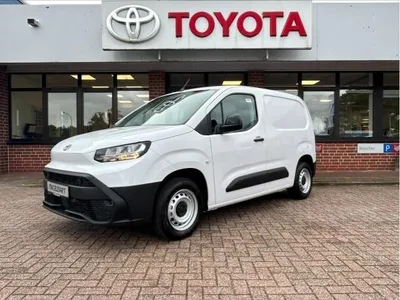 Toyota Toyota Proace City 1.5 D4D 100 PS L1 Meister Navi inkl. Service *Lieferung 11/2024* im Auto Abo von LeasingMarkt.de