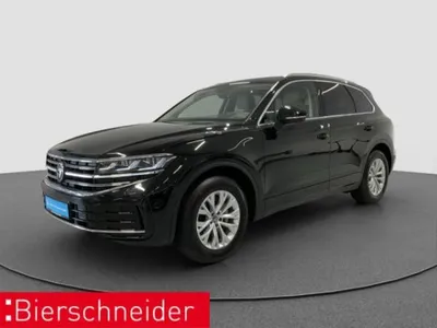 VW Volkswagen Touareg Elegance 3.0 TDI 4M. *AHK/LUFT/STHZG/WR* im Auto Abo von LeasingMarkt.de