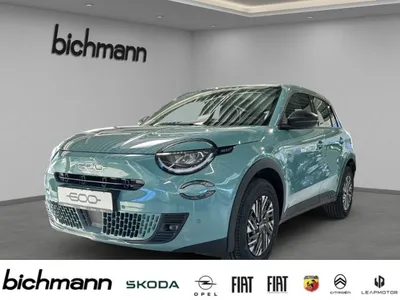 Fiat Fiat 600 Hybrid Sonderedition KlimaAT Navi SHZ RFK PD im Auto Abo von Null-Leasing