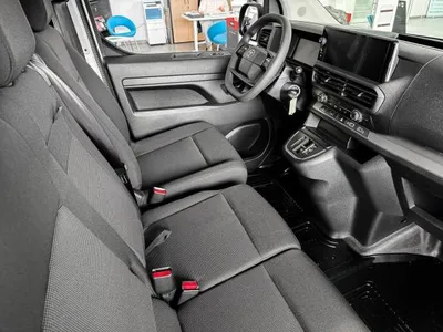 Toyota Toyota Proace L1 Meister BEV Touch&Go Laderaumboden #30539292 im Leasing von LeasingMarkt.de