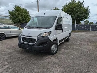 Peugeot Peugeot Boxer Kasten L2H2 HDI 140 *Kamera*CarPlay*Laderaumverkleidung im Auto Abo von LeasingMarkt.de