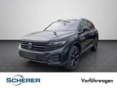 VW Volkswagen Touareg R-Line 3,0 l V6 TDI 4MOTION R-LINE PAN im Auto Abo von LeasingMarkt.de