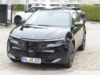 Alfa Romeo Alfa Romeo Junior TI Elettrica 115kW 54kWh im Auto Abo von LeasingTime