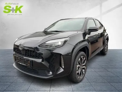 Toyota Toyota Yaris Cross *TEAMPLAYER HYBRID *GEWERBEAKTION** Sofort verfügbar im Leasing von LeasingMarkt.de
