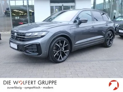 VW Volkswagen Touareg R-Line 3,0 V6 TDI SCR (286 PS) 4MOTION*AHK*BLACKSTYLE*WINTERRÄDER*PANO*GEWERBE im Auto Abo von LeasingMarkt.de