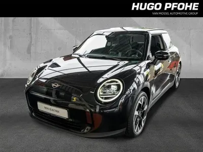 MINI MINI Cooper SE Classic Trim 18 Zoll Head Up Panodach im Auto Abo von LeasingMarkt.de