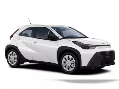 Toyota Toyota Aygo Aygo X 5-Türer Pure 1,5 l Hybrid Automatik 3 Monate verfügbar im Auto Abo von LeasingMarkt.de