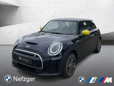 MINI MINI Cooper SE Idealer Stadtflitzer, ab 1,99% eff. sportlich und nachhaltig im Auto Abo von LeasingMarkt.de
