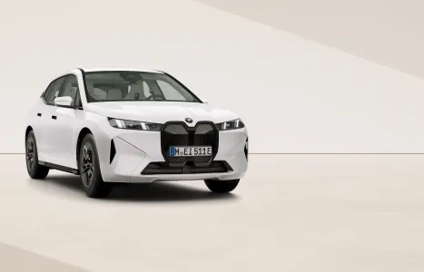 BMW BMW BMW ix eDrive45 | Elektroauto mit 602 Kilometer Reichweite im Auto Abo von 9Drive