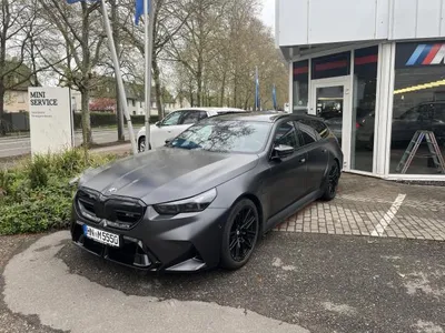 BMW BMW M5 Touring Vorführwagen noch mit 0,5% Versteuerung ab Ende Mai verfügbar! im Leasing von LeasingMarkt.de