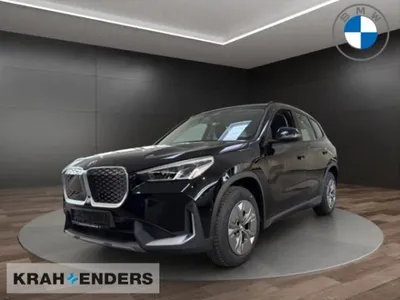 BMW BMW iX1 eDrive 20 17" Navi LED SHZ Alarm PDC mit Kamera -AKTION BIS 30.06.2026!!! im Leasing von LeasingMarkt.de