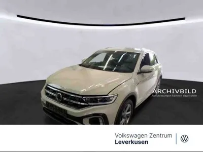 VW Volkswagen T-Roc R-Line ACC SHZ LED PDC KLIMA FACELIFT im Leasing von Null-Leasing