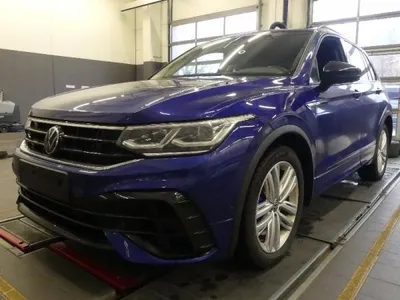 VW Volkswagen Tiguan R 20 PANO AHK AKRAPOVIC LEDER H/K inkl. Winterräder! im Auto Abo von LeasingMarkt.de